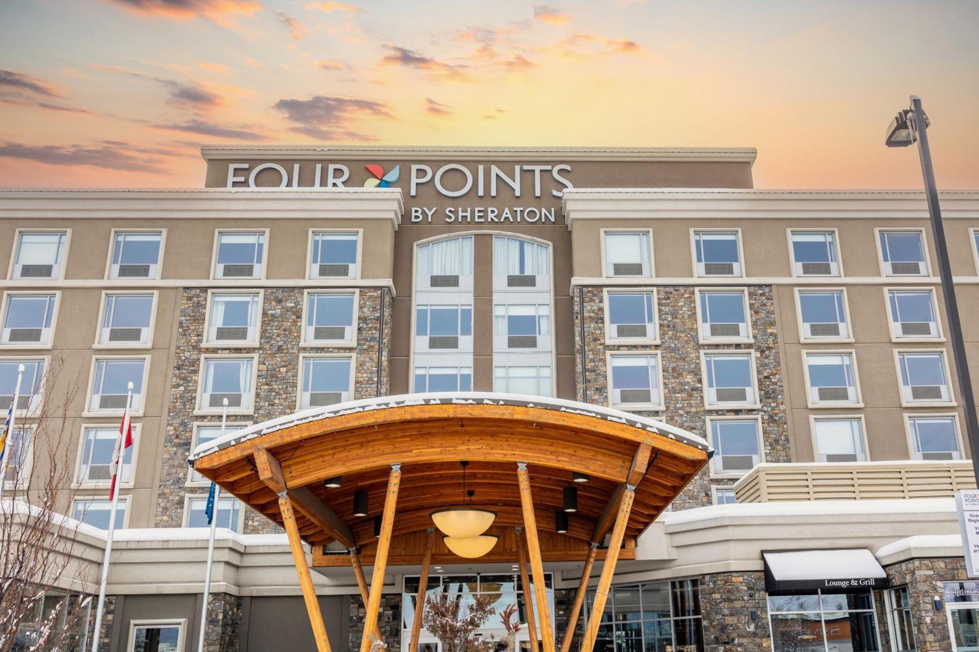Four Points By Sheraton Kelowna Airport Екстериор снимка