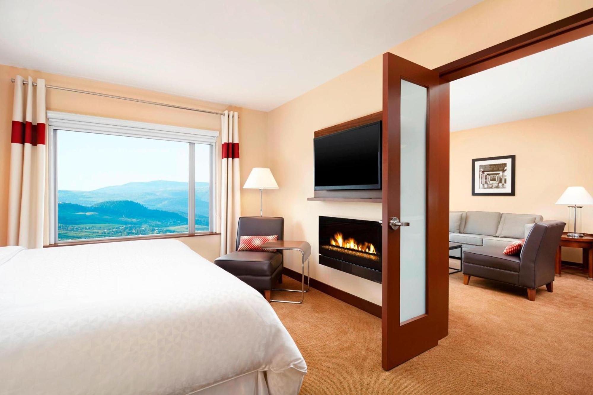 Four Points By Sheraton Kelowna Airport Екстериор снимка